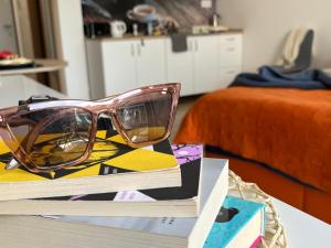 Cosy apartment with lake views