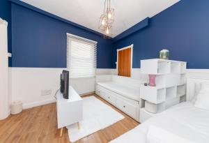 Free Parking 2 Beds Studio Flat close to River Thames