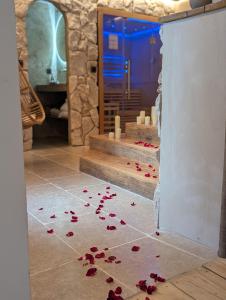 Maisons de vacances Cottage Lomy avec jacuzzi et sauna privatif : photos des chambres