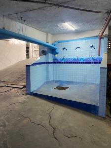 Edifício Malibu- 100 metros da praia-Check-in às 9hs e Check-out às 18hs- Apto com Wi-Fi fibra 600 mega e TV por assinatura com 120 canais