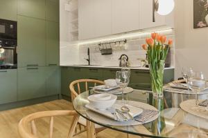 Golden Hour Apartment - Odrowców 5