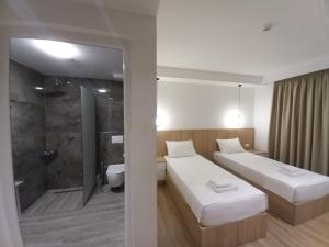 Double or Twin Room with Balcony - Ground Floor room in Hotel Ksamili