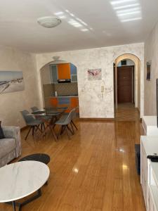 Seashell Hideaway Apartment