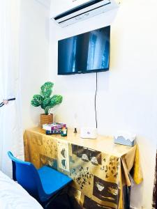 Big Private Room with Amazing Views in Heart of the City