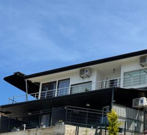 Velestovo Panorama House