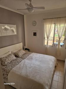 The Hideaway 2 Bed Poolside Groundfloor Apartment On Albatros Full AC Free Fast Wifi