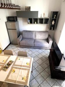 Exclusive apartment by sea near Monaco for 3 people W Lan Kitchen Bedroom