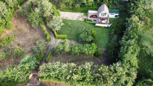 Tropical paradise, deluxe duplex cabin