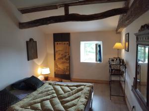 Maisons de vacances Grande et belle maison. Jardin. Lac des Sapins. : photos des chambres