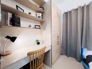 1BR Condotel with Balcony at FAME Residences #FM19-1