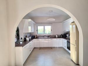 Luxury Villa "Ivone" in Almyros Beach - Private Villa near the Sea