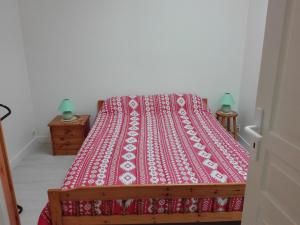 Maison T4 Rénovée - Jardin Privé - Plage et Commerces à Pied - Stationnement Inclus - FR-1-331-32