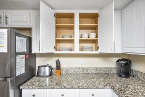 Gorgeous Oceanfront 2BR and 2BA At Atlantica Resort