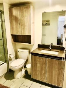 Western and Santa Monica