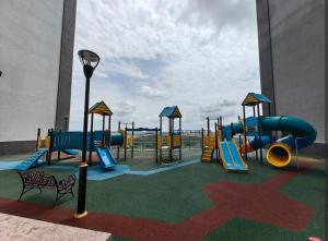 DP Lakeside Comfort Studio Netflix Legoland BySTAY