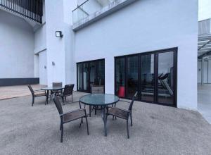 DP Lakeside Comfort Studio Netflix Legoland BySTAY