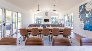 Coopers Lodge, Lovedale - A rural escape in the heart of wine country