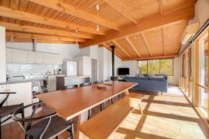 Mansfield Hideaway - Sleeps 10