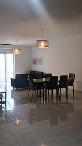 Modern 2BR Apartment - Close to Gozo Ferry