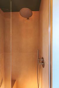 Peaceful, in the center of Milan Garibaldi train station Brera