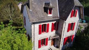 Maisons de vacances Maison de famille en Haute Correze : Maison 6 Chambres