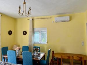 Villa Amatheia, Beachfront