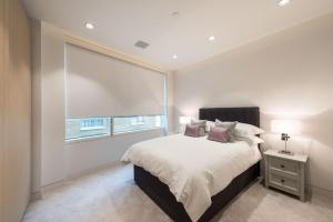 Luxury Large Direct Views of Tower Bridge and City 3 Beds 3 Baths 1200sqft