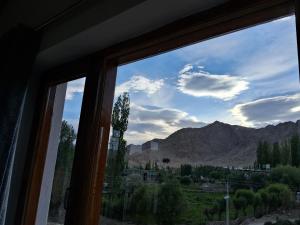 Julley Ladakh Homestay & Hostel