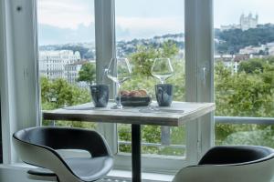 Vue exceptionnelle, Baignoire balnéo, Parking&Clim