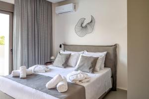 Villa Viventia with Heated Pool