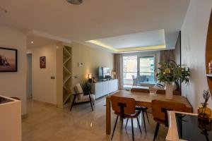 Luxury penthouse San Pedro