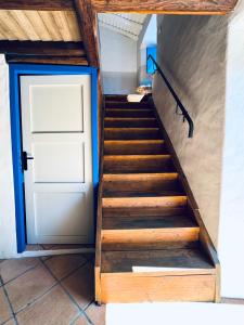 Casa Com Mãos