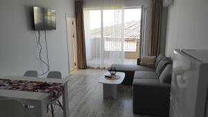 Guest House Drazhev