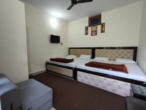 Sri Shakti Hotel and restaurant