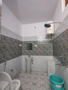 Sri Shakti Hotel and restaurant