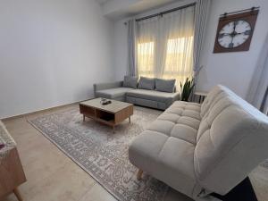Entire guesthouse in Dubai, Ideal for Large families