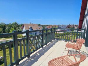 Beautiful family home, 4 bedrooms, 3 bathrooms, quiet, lovely place