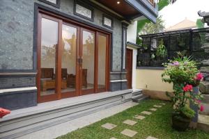 Twin Bali House