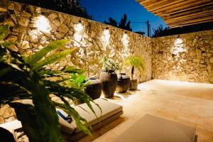 Villa KHAYA Seminyak Stylish 2-Bedroom Villa Just 900m from the Beach