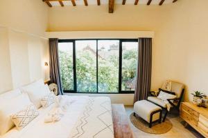 Villa KHAYA Seminyak Stylish 2-Bedroom Villa Just 900m from the Beach