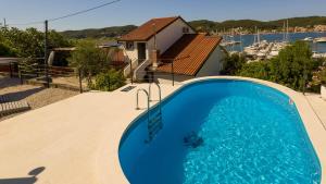 DOCKS HOLIDAY - island Rab, Croatia