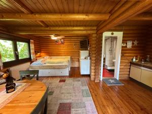 Gemütliche Blockhütte in Wiennähe