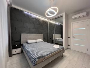 44-Pearl Minimalist Apartment