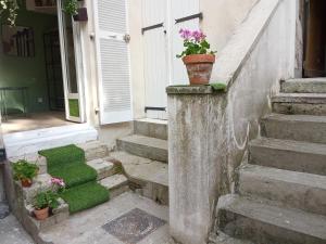 Sejours chez l'habitant A secret garden in Montmartre : photos des chambres