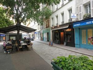 Sejours chez l'habitant A secret garden in Montmartre : photos des chambres
