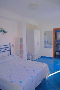 PonzaSmeralda Le Forna