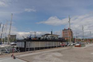 Norrbyskär HouseBoat with a view!