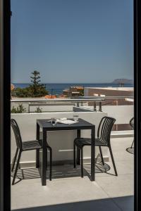 Thelèsi Apartments, 100m from the beach