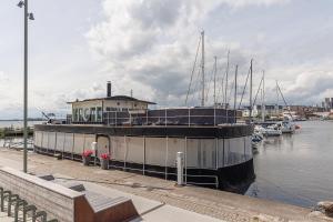 Norrbyskär HouseBoat with a view!