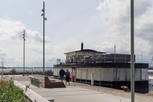 Norrbyskär HouseBoat with a view!